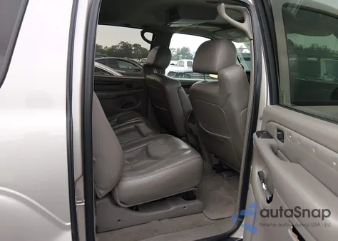 2006 Cadillac Escalade Esv Standard z USA, uszkodzony, nr VIN 3GYFK66N76G114859